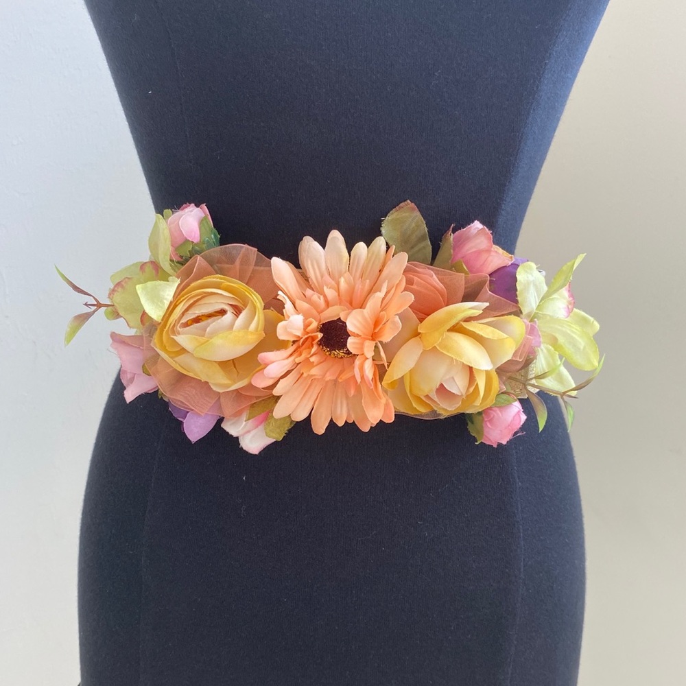 LAST CHANCE SALE!Handmade floral Embellished Flowers Summer Stretch Elastic Belt